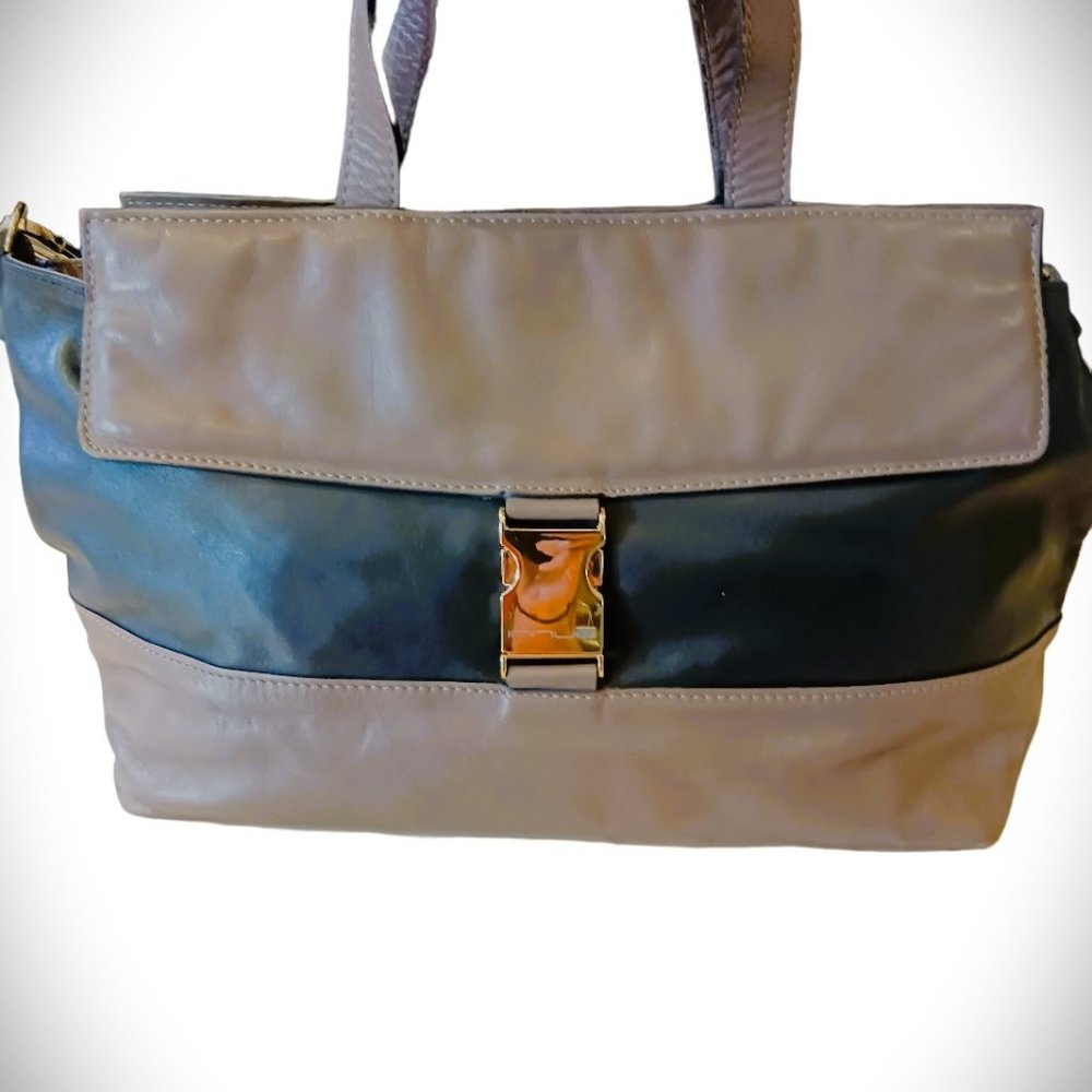 Elegant Two-Tone Leather Handbag